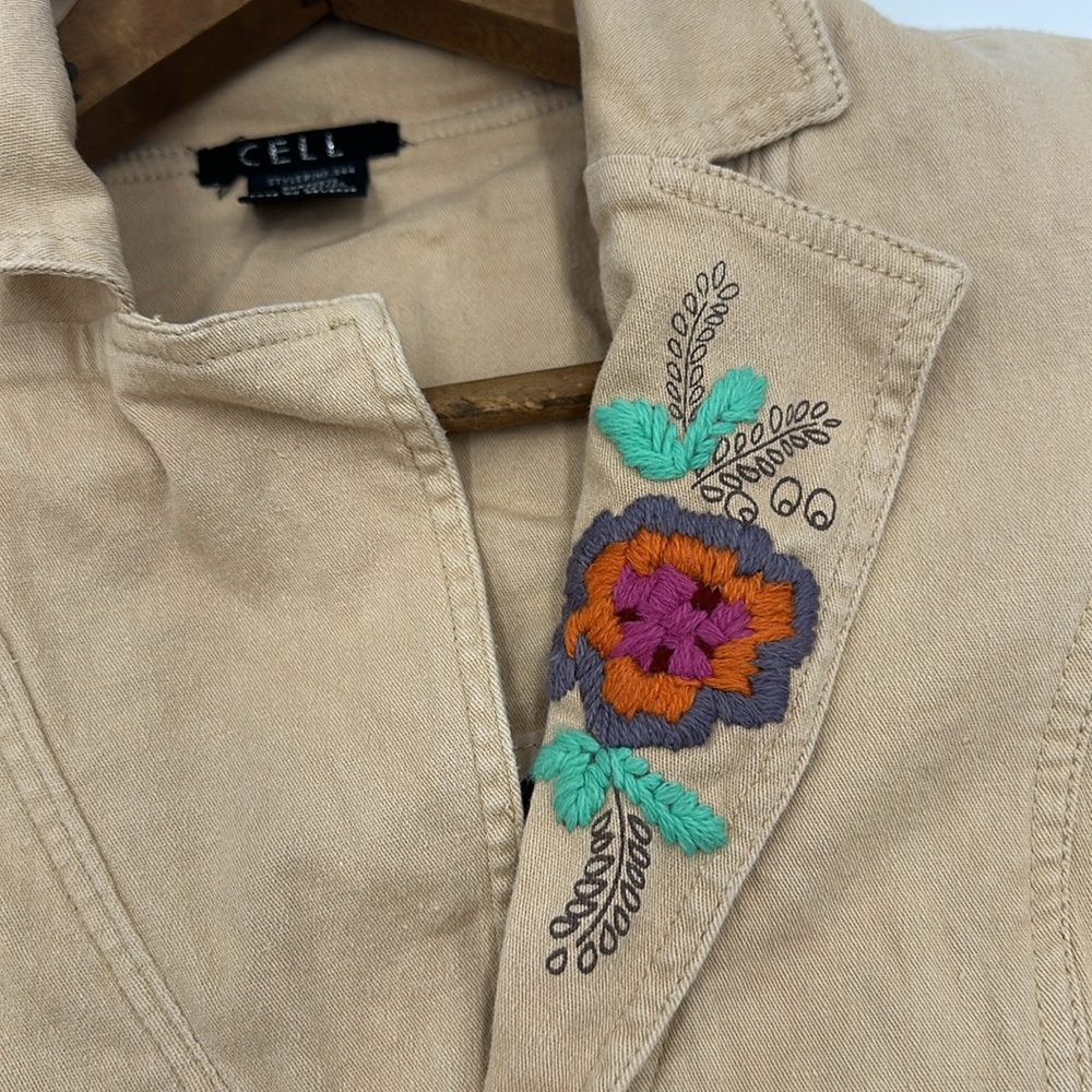 Cell Embroidered Spanish Jacket - Picture 13 of 17